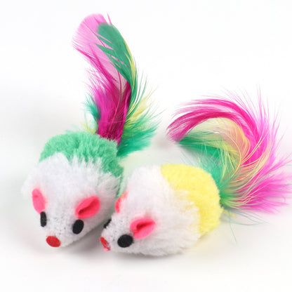 Feathered mouse toy